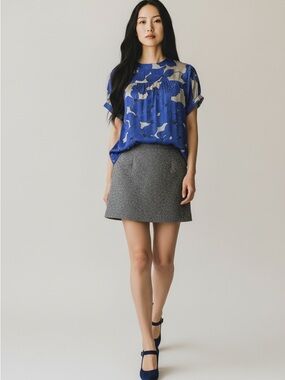 Etro Silk Blue & Grey Floral Short-Sleeve Blouse Size S casual luxury feminine